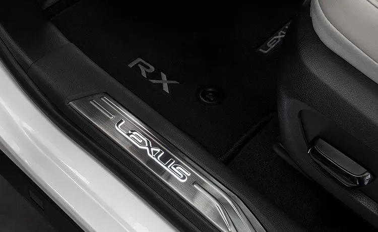 Lexus RZ